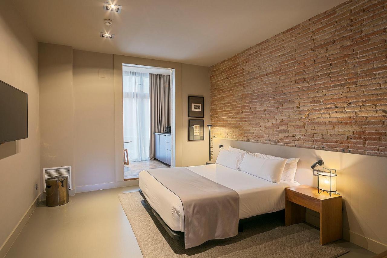 Uma Suites Pau Claris บาร์เซโลนา ภายนอก รูปภาพ