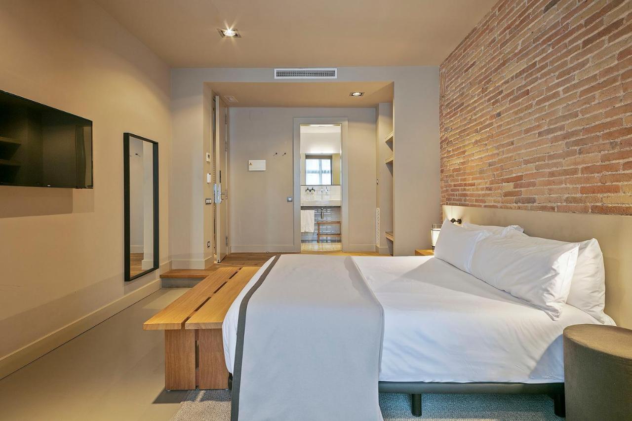 Uma Suites Pau Claris บาร์เซโลนา ภายนอก รูปภาพ