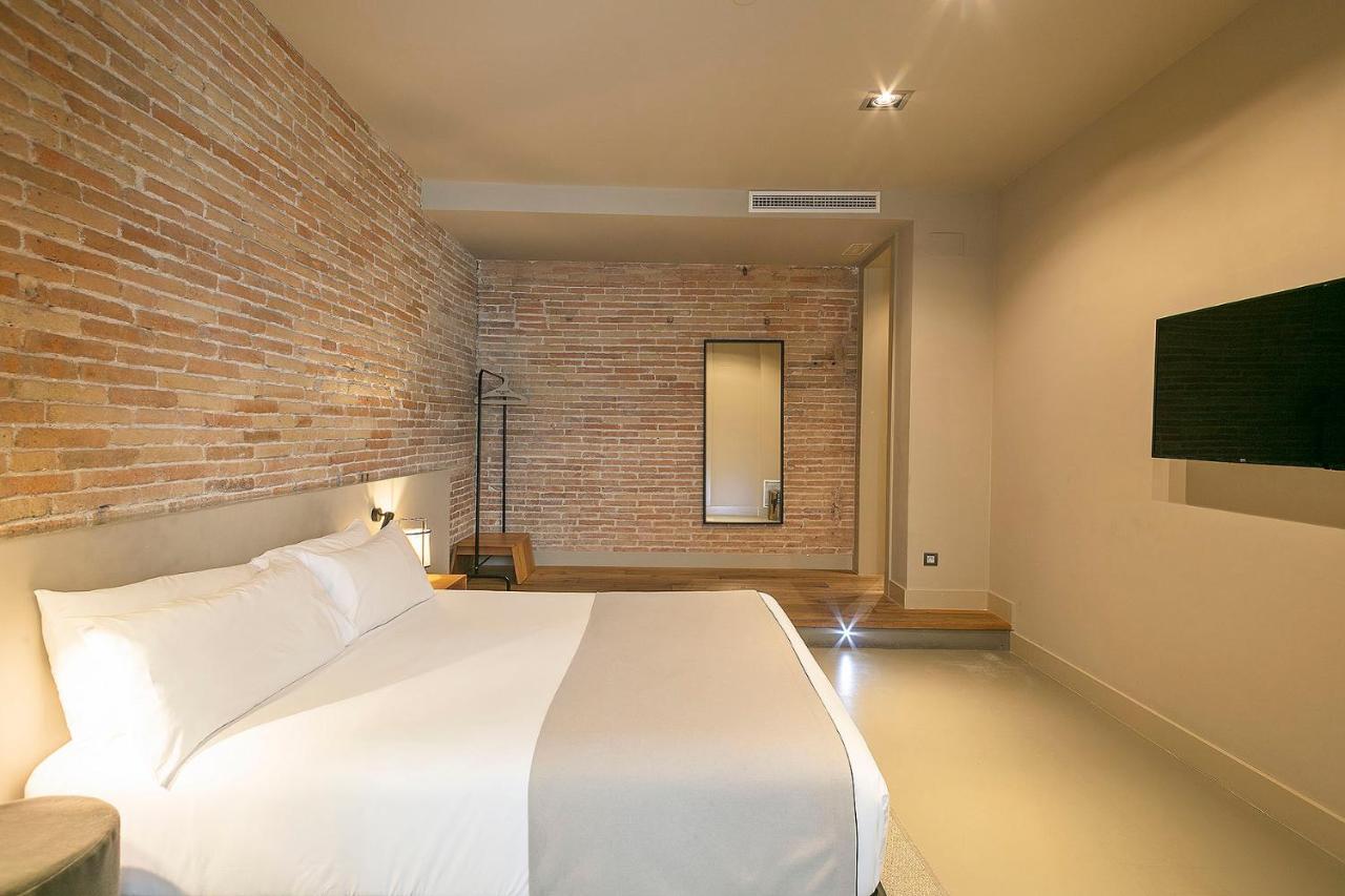 Uma Suites Pau Claris บาร์เซโลนา ภายนอก รูปภาพ